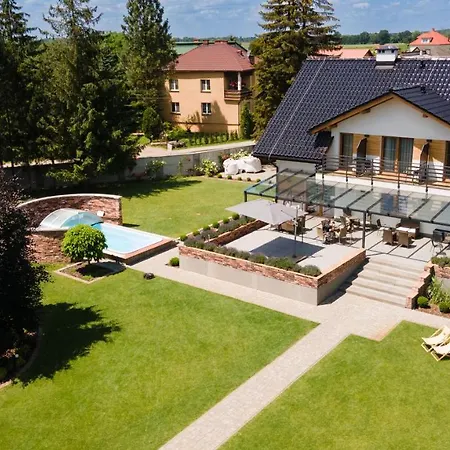 Natura Przeciszów Bed and breakfast 3*