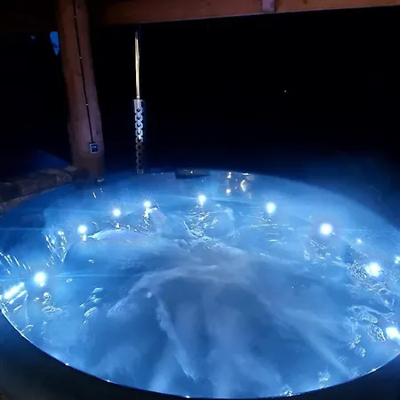 Natura Przeciszow فندق مبيت وإفطار زاتور