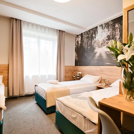 Natura Przeciszow فندق مبيت وإفطار 3*